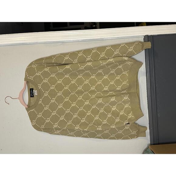 Other - Stylish Sean John Sweater - XL